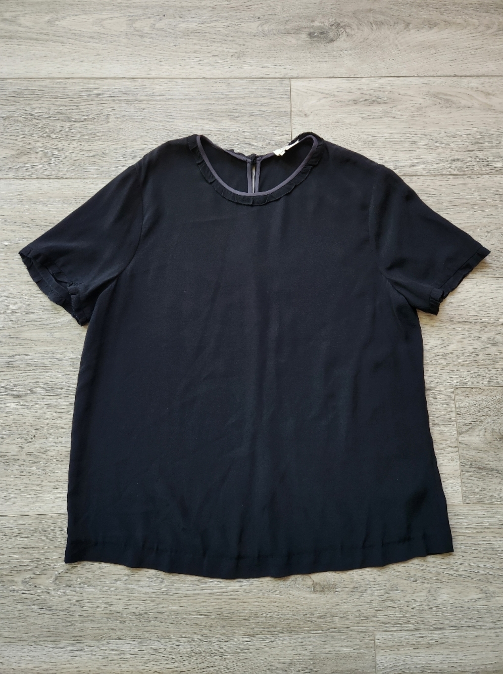 Kate Spade Live Colorfully Black Ruffle Hem Short Sleeve Shirt Womens 12